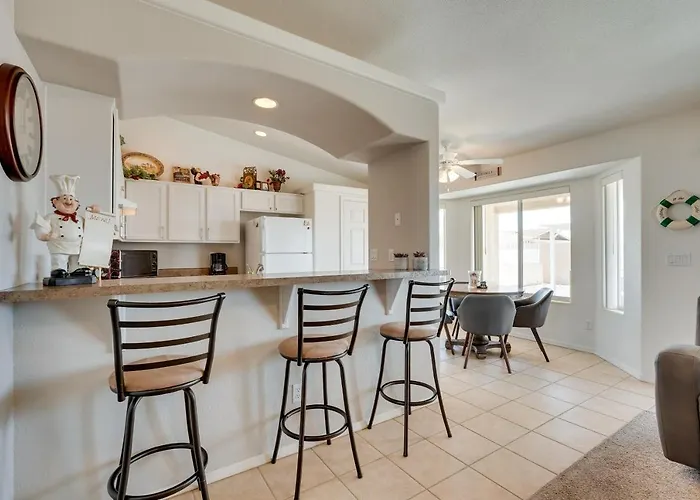 2 Mi To & Dtwn: Havasu Home! Lake Havasu City