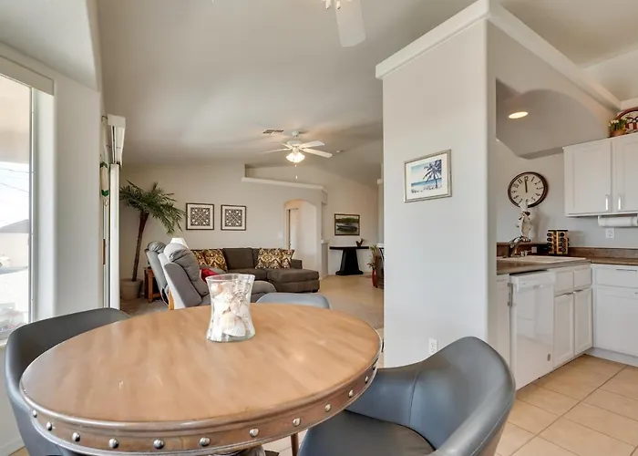 2 Mi To & Dtwn: Havasu Home! Ferienhaus Lake Havasu City